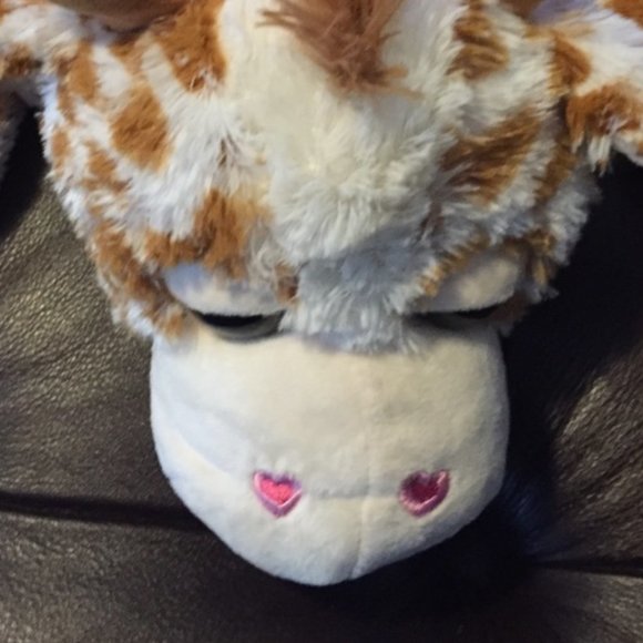 Stuffed Animal Giraffe New - Picture 2 of 4